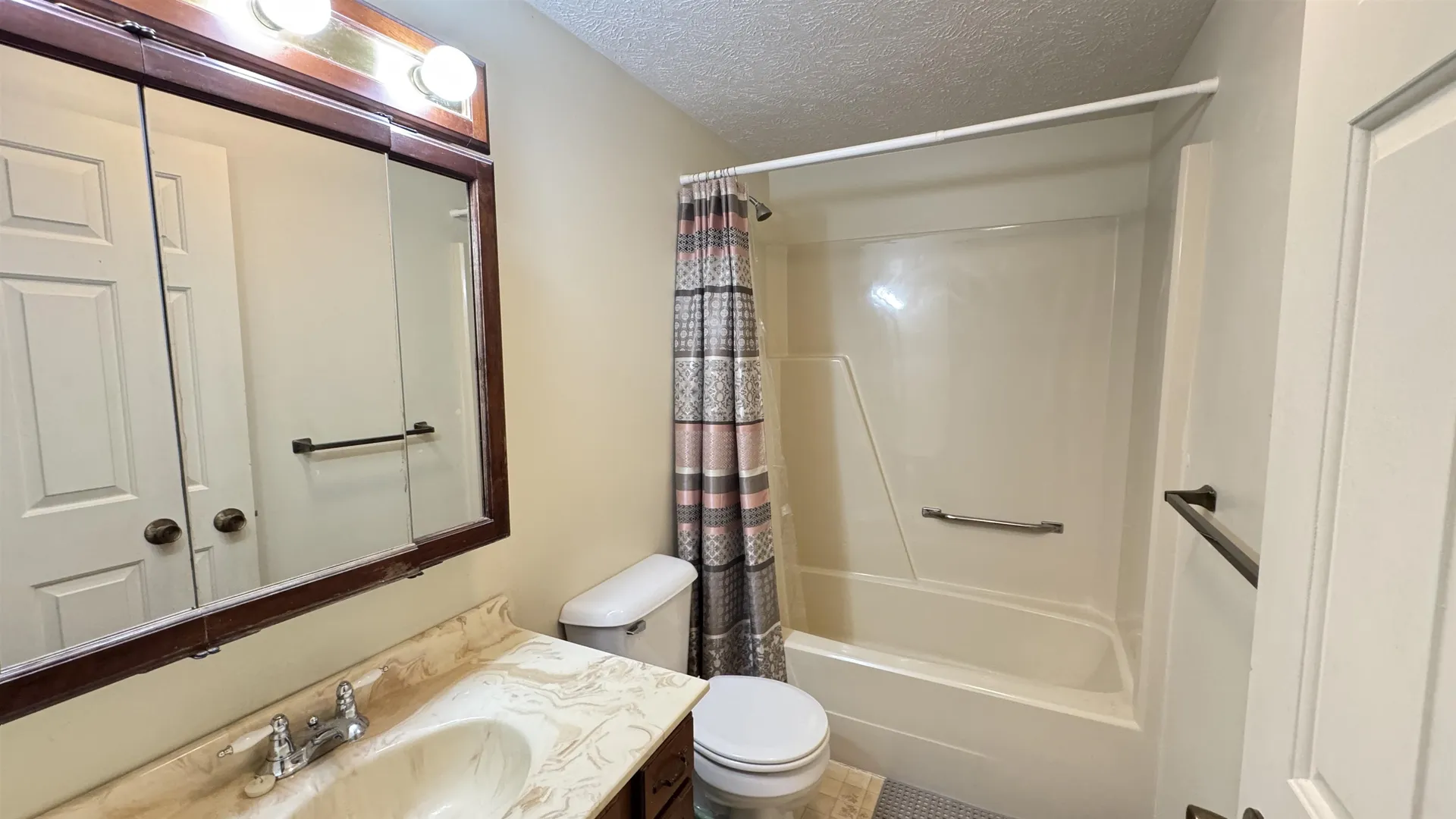 2324 Kellogg Road St. Albans Town VT 05478