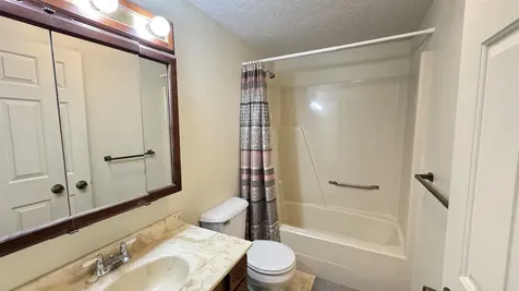 2324 Kellogg Road St. Albans Town VT 05478