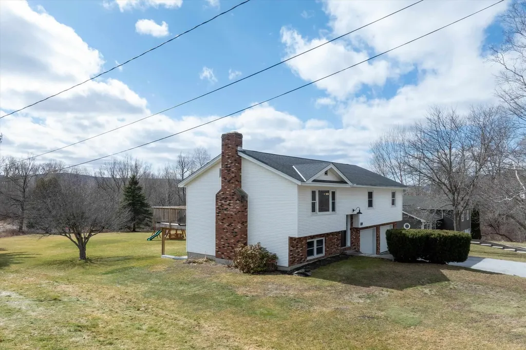 20 Brightview Avenue Rutland City VT 05701