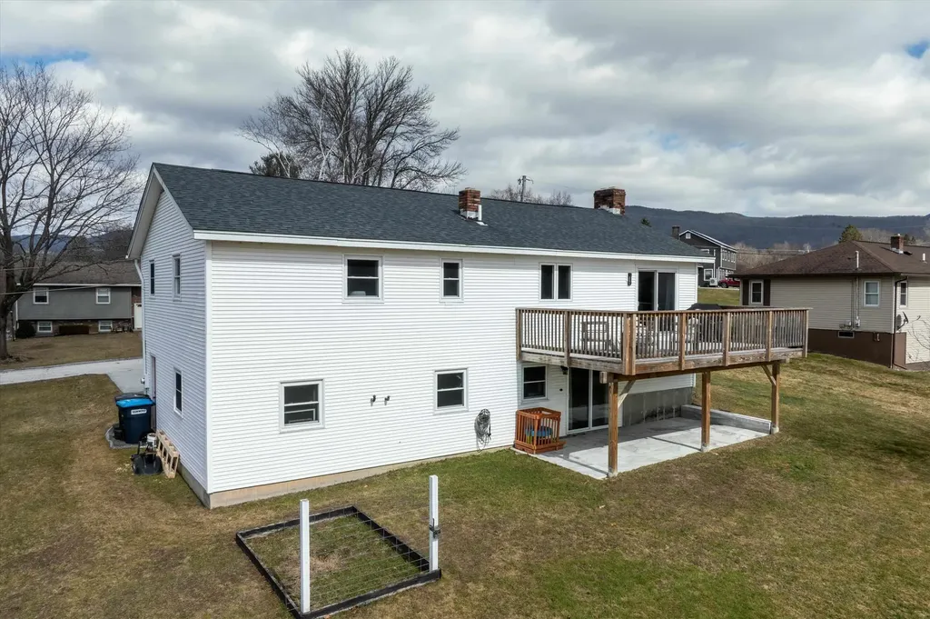 20 Brightview Avenue Rutland City VT 05701