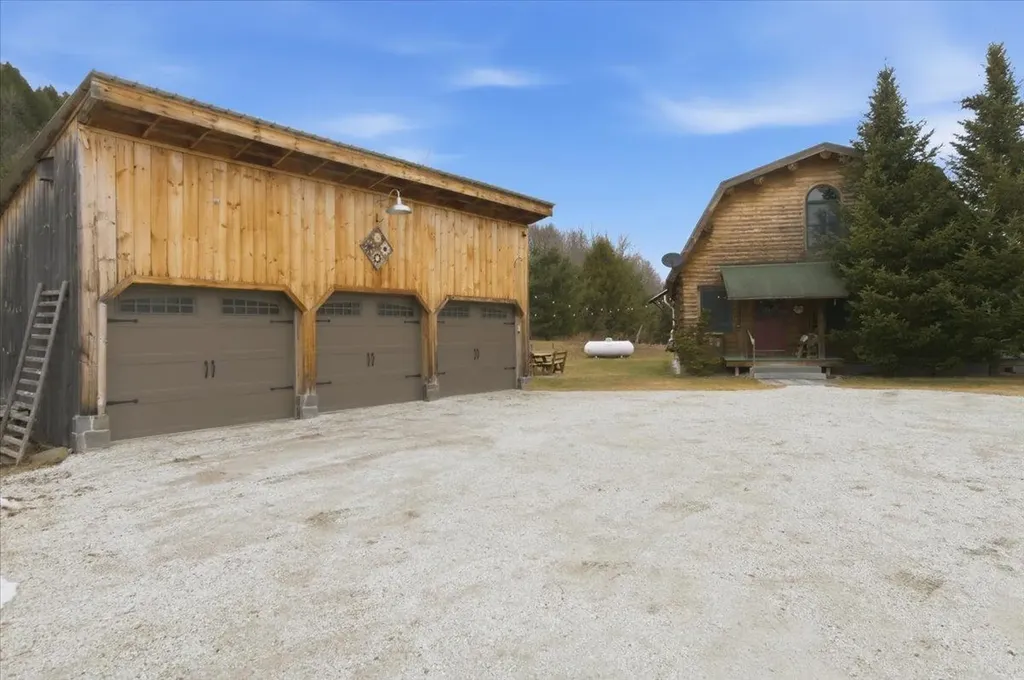 88 Cummings Drive Huntington VT 05462