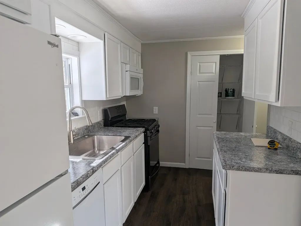 22 Fir Tree Lane Tuftonboro NH 03816