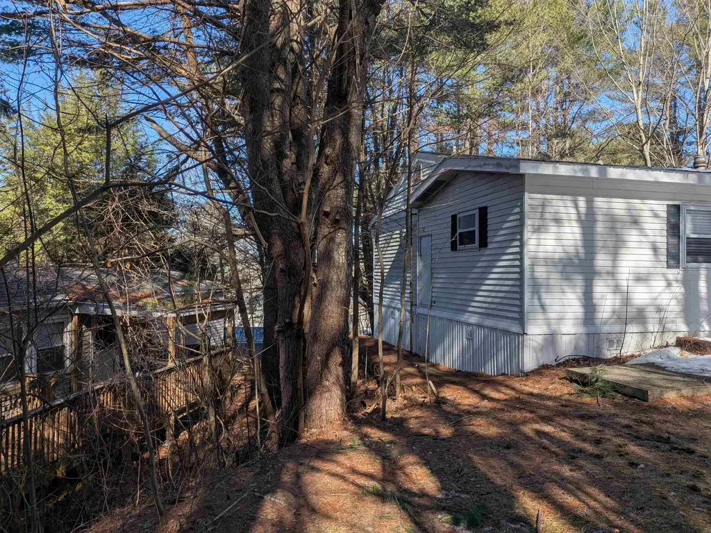 22 Fir Tree Lane Tuftonboro NH 03816