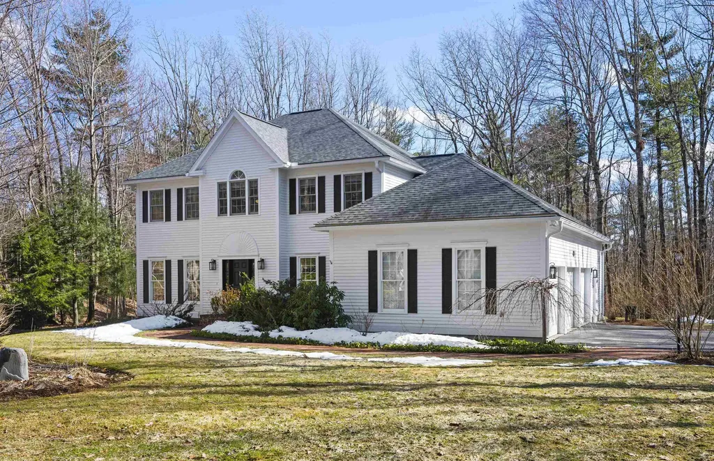 14 Boylston Terrace Amherst NH 03031