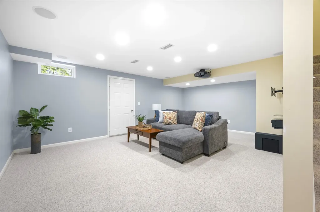 14 Boylston Terrace Amherst NH 03031