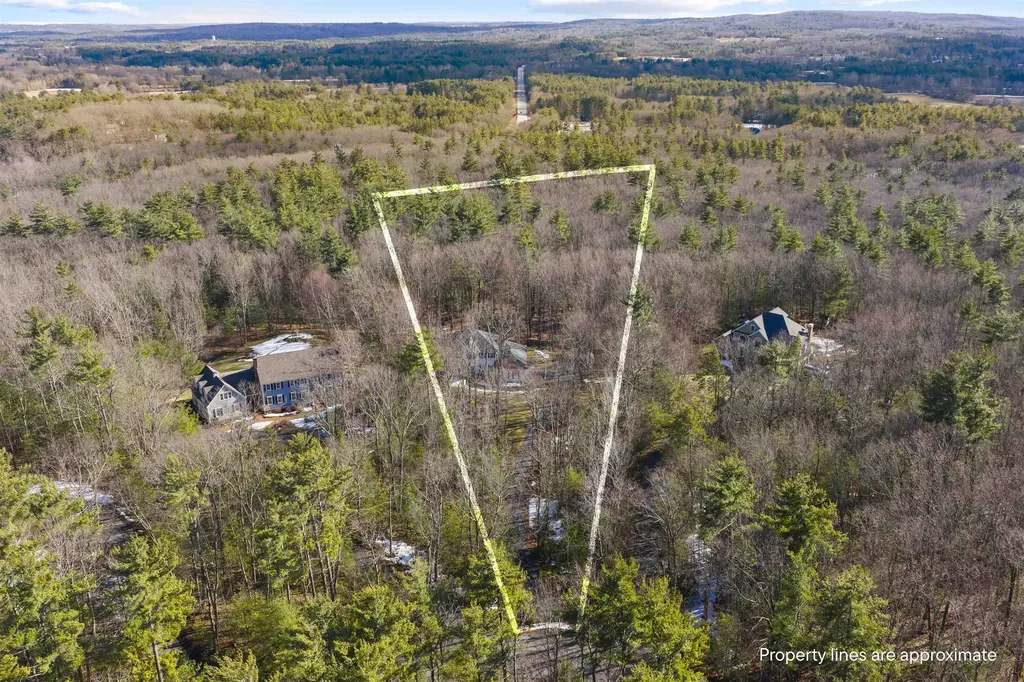 14 Boylston Terrace Amherst NH 03031