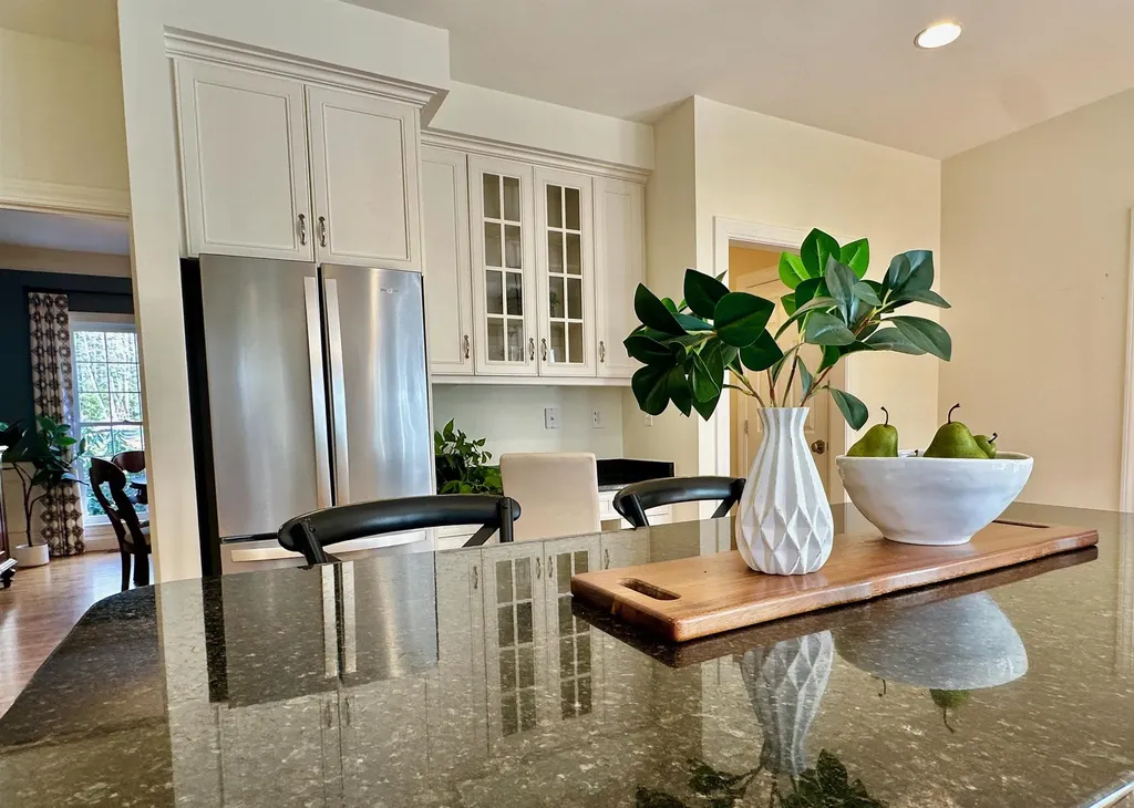 14 Boylston Terrace Amherst NH 03031