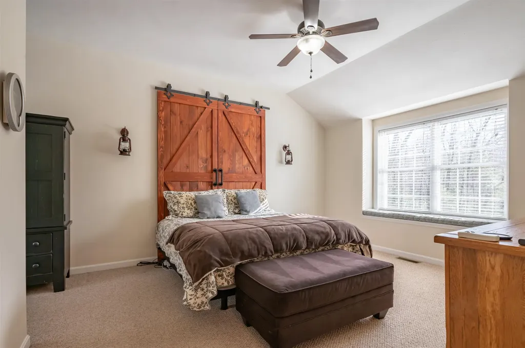 43 Lampton Drive Derry NH 03308