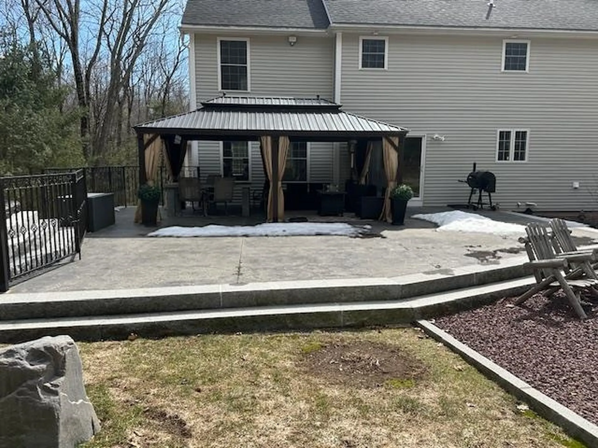 43 Lampton Drive Derry NH 03308