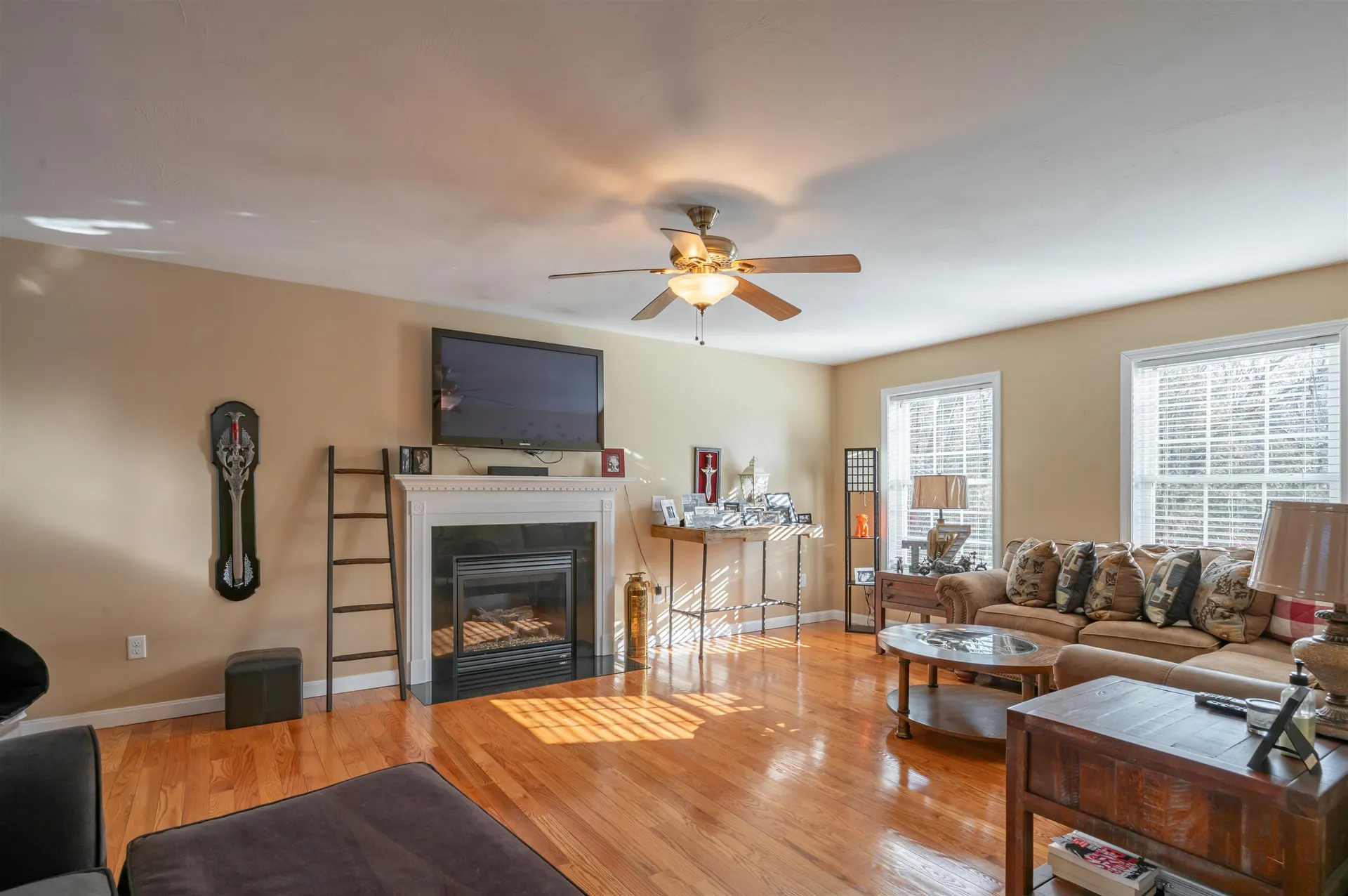 43 Lampton Drive Derry NH 03308