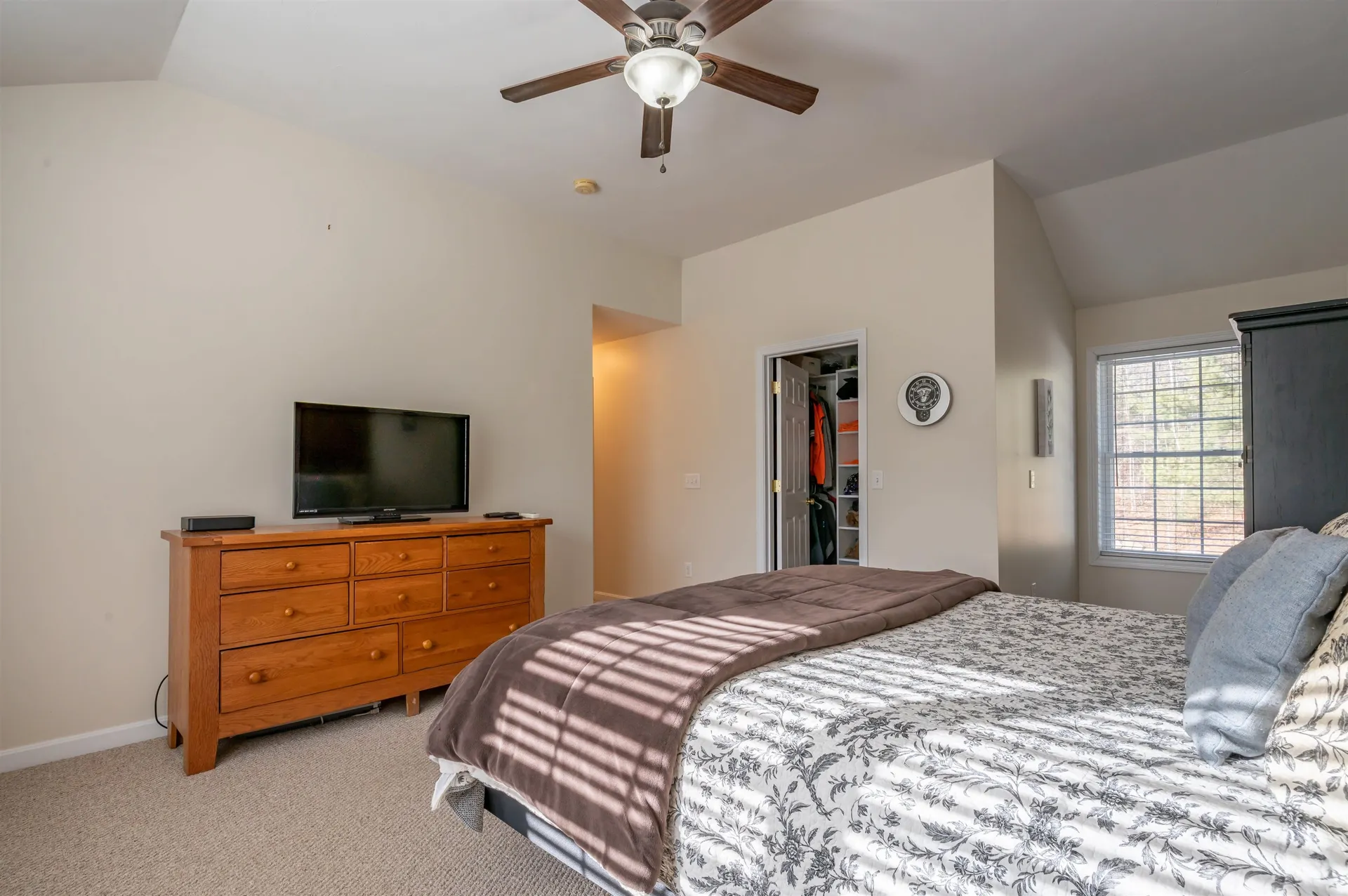 43 Lampton Drive Derry NH 03308