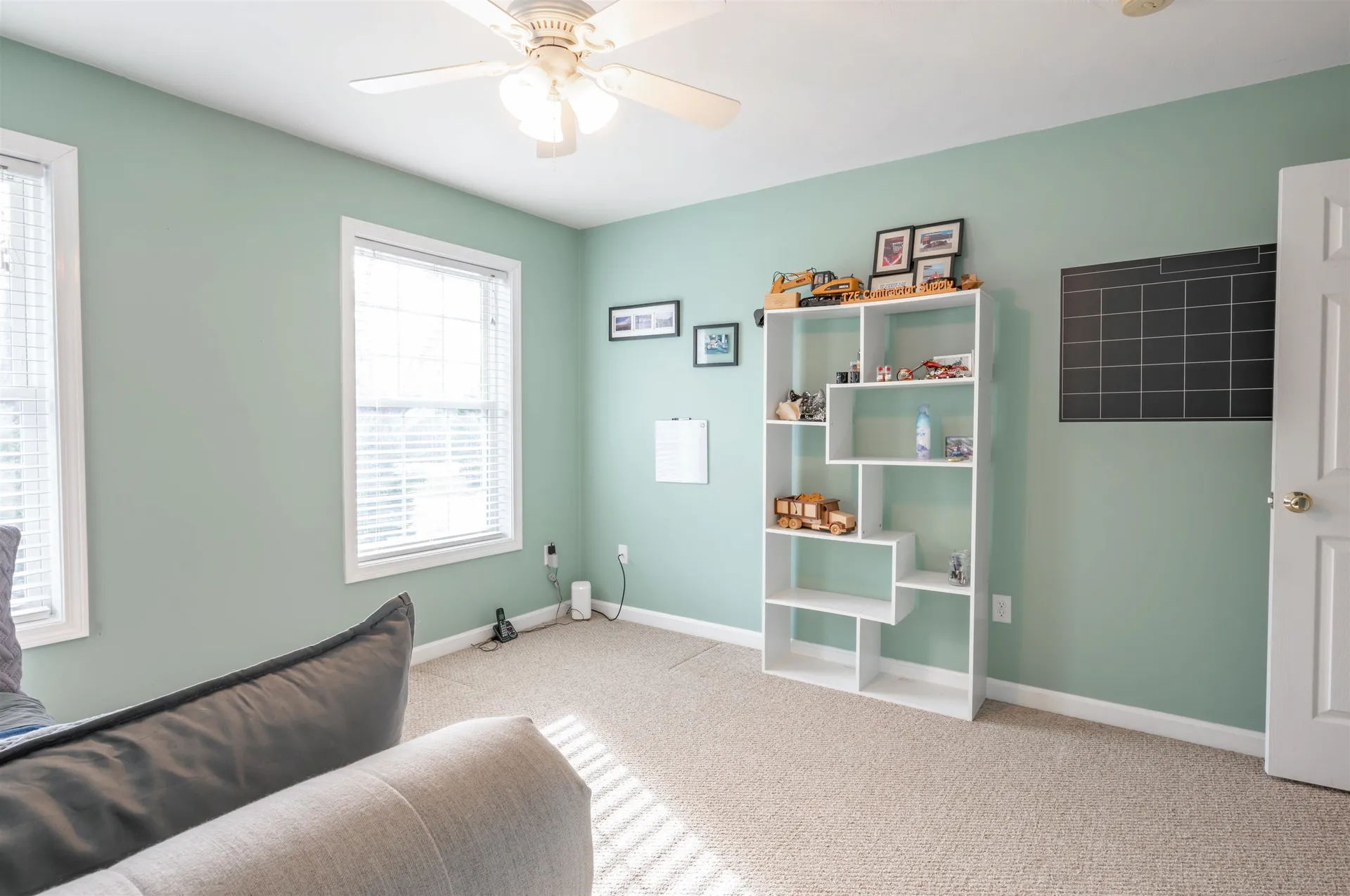 43 Lampton Drive Derry NH 03308