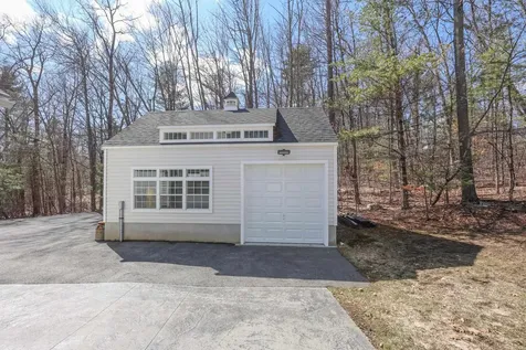 43 Lampton Drive Derry NH 03308