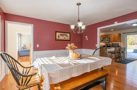 43 Lampton Drive Derry NH 03308