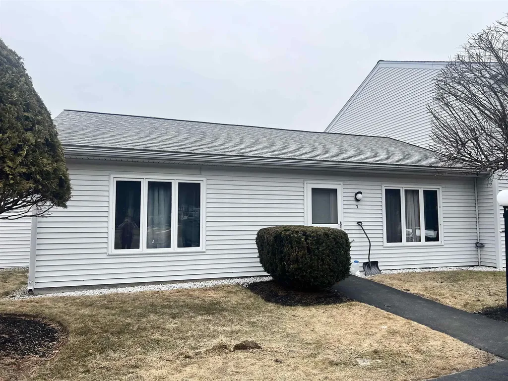 7 Kyle Drive Newport NH 03773