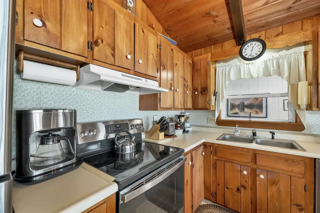 44 Shore Drive Middleton NH 03887