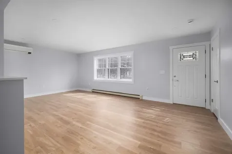 11 Ayers Lane Dover NH 03820