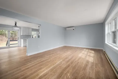 11 Ayers Lane Dover NH 03820