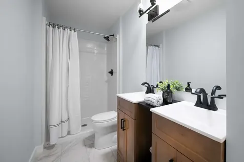 11 Ayers Lane Dover NH 03820