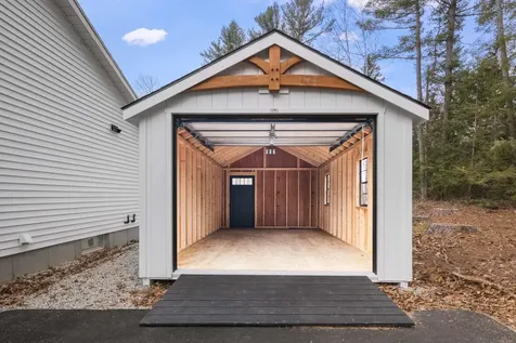 11 Ayers Lane Dover NH 03820