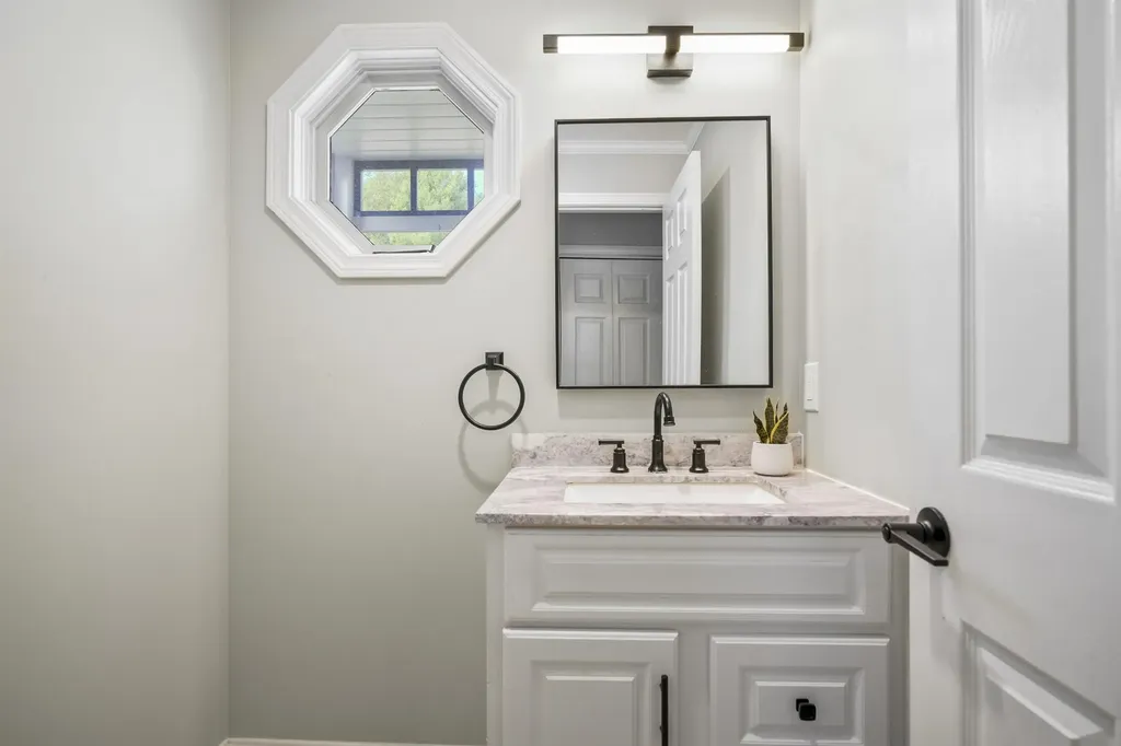 82 Spinnaker Way Portsmouth NH 03801