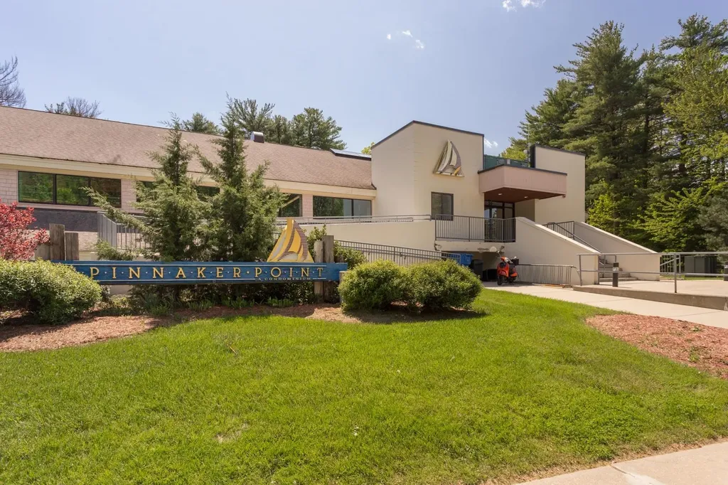 82 Spinnaker Way Portsmouth NH 03801