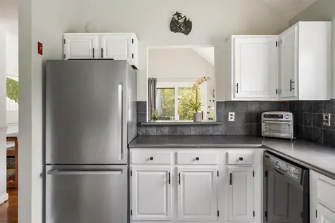 82 Spinnaker Way Portsmouth NH 03801