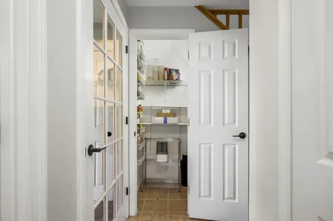 82 Spinnaker Way Portsmouth NH 03801