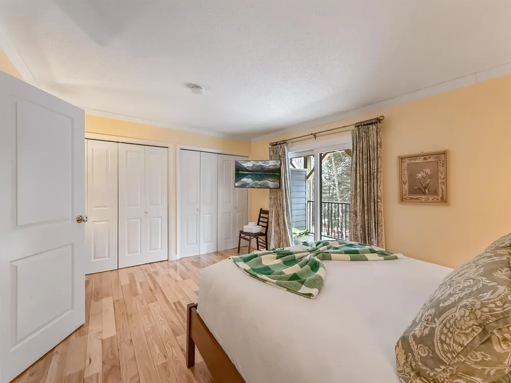 105 Williams Lane Hartford VT 05091