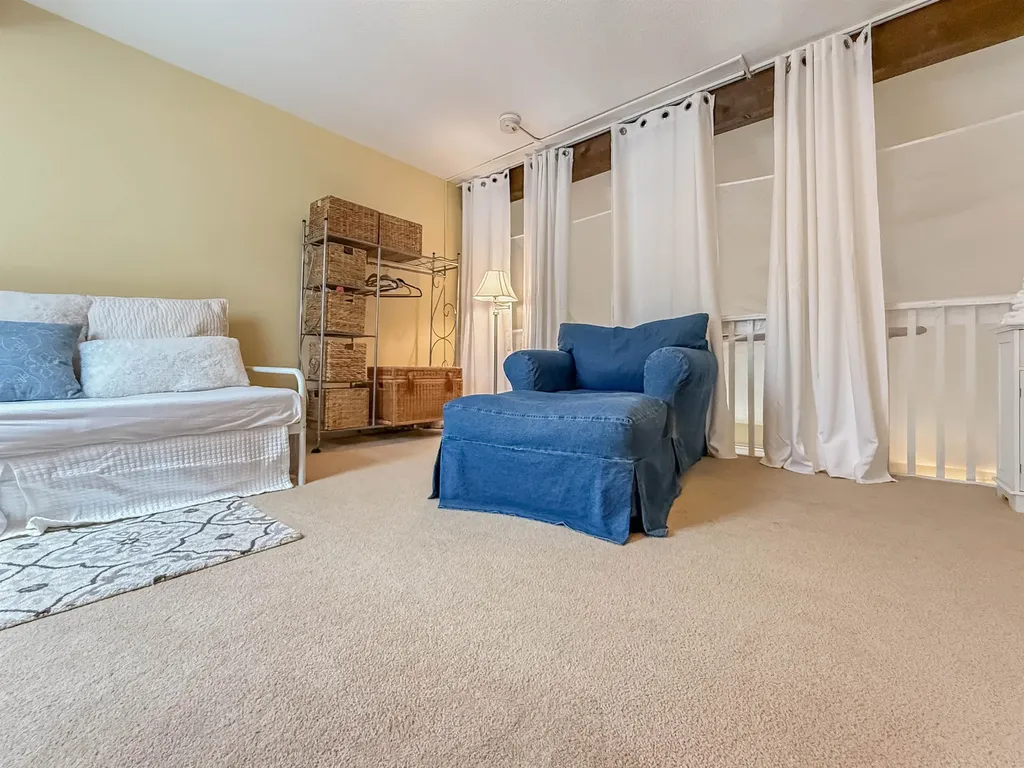105 Williams Lane Hartford VT 05001