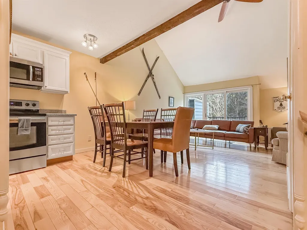 105 Williams Lane Hartford VT 05091