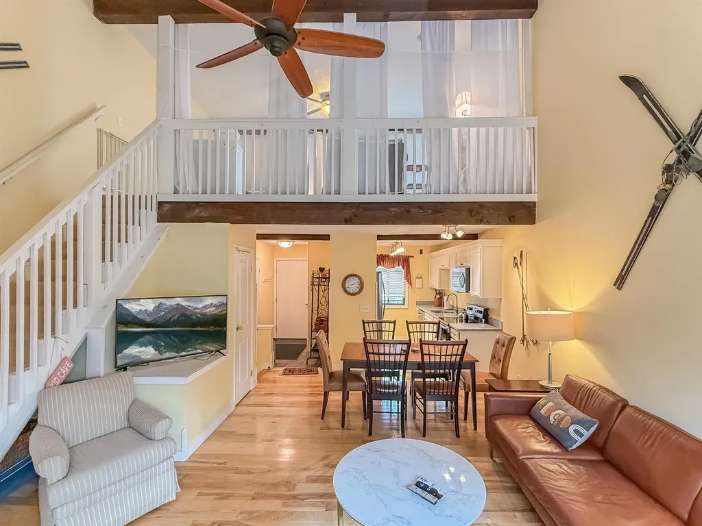 105 Williams Lane Hartford VT 05091