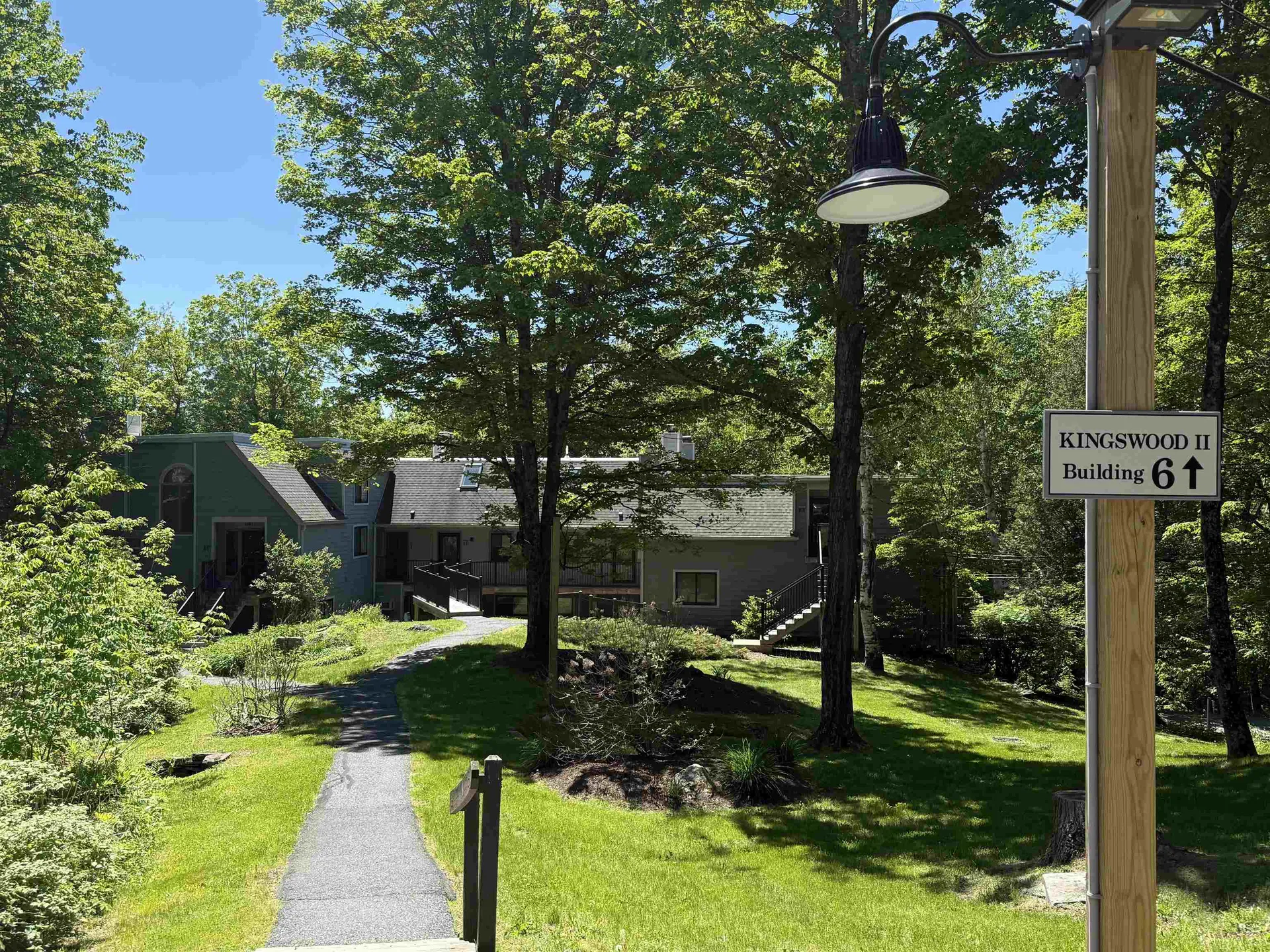 105 Williams Lane Hartford VT 05001