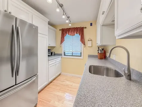 105 Williams Lane Hartford VT 05091