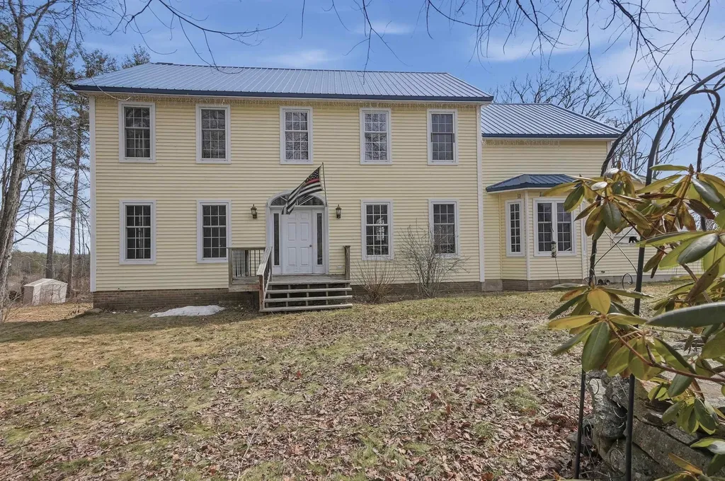 311 S Sugar Hill Road Weare NH 03281