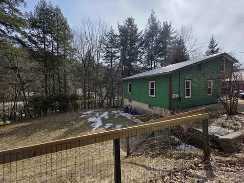 107 Litchfield Street Springfield VT 05156