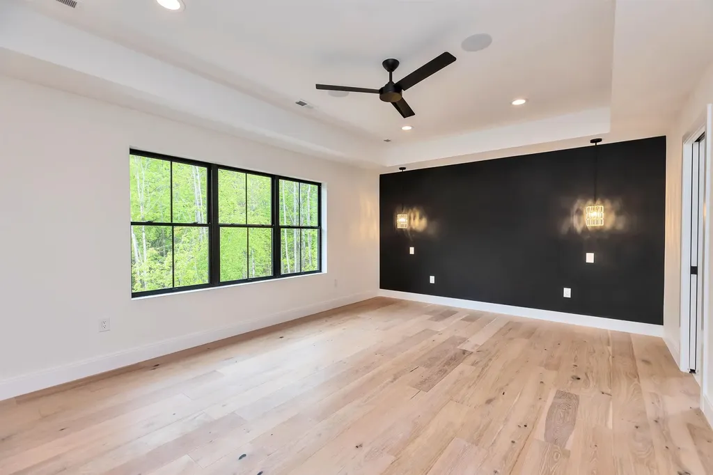 17-4-34 Boiling Kettle Way Bedford NH 03110