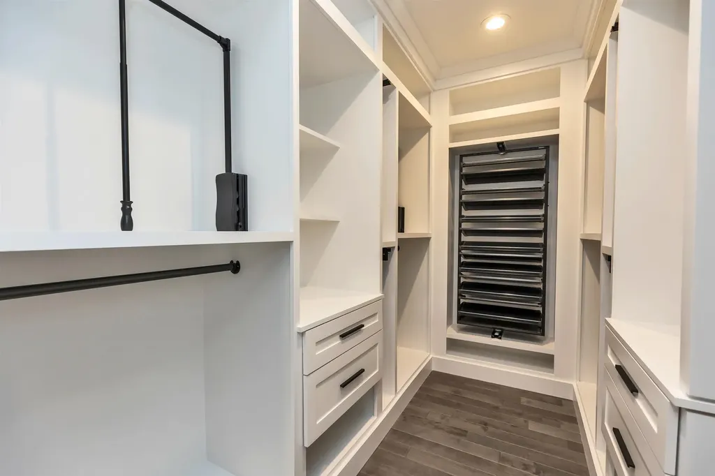 17-4-34 Boiling Kettle Way Bedford NH 03110