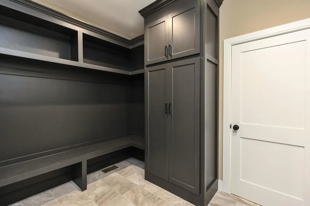 17-4-34 Boiling Kettle Way Bedford NH 03110