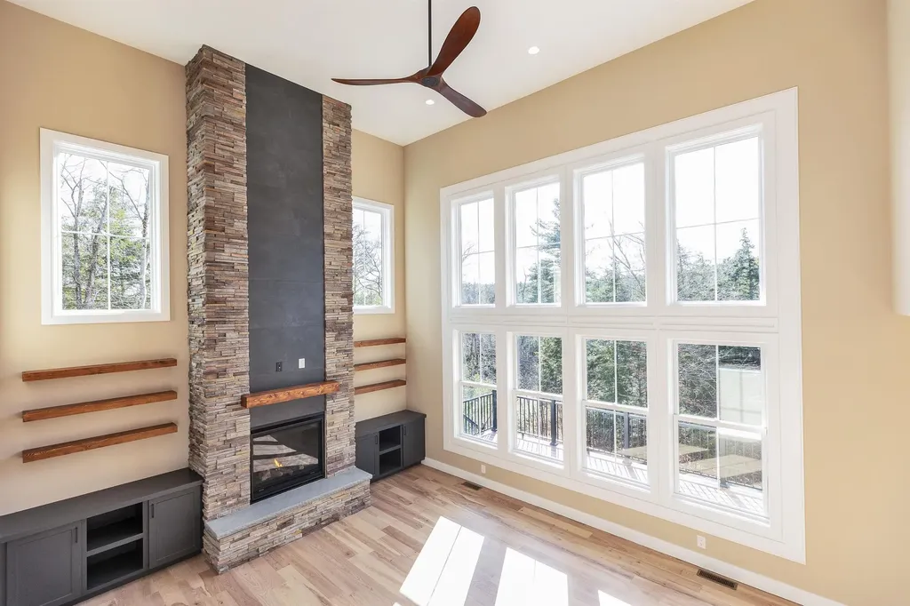 17-4-34 Boiling Kettle Way Bedford NH 03110