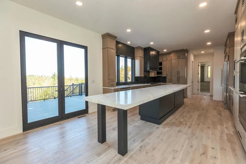 17-4-34 Boiling Kettle Way Bedford NH 03110