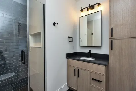 17-4-34 Boiling Kettle Way Bedford NH 03110