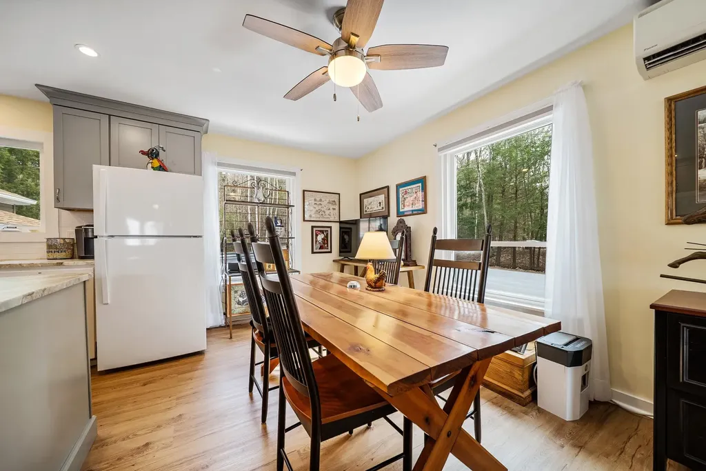 109 Middle Winchendon Road Rindge NH 03461