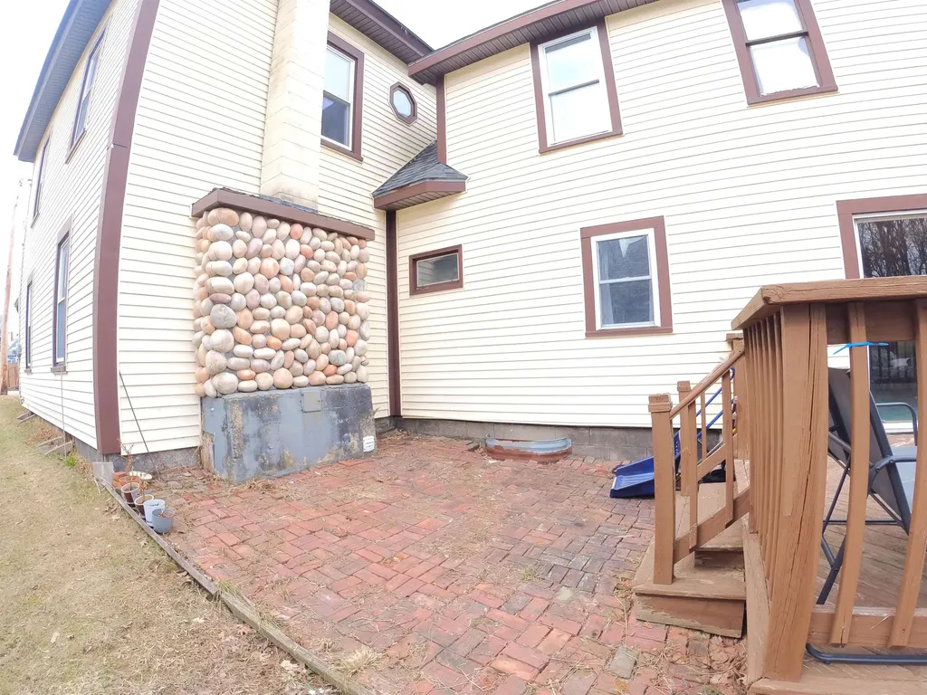 75 Autumn Street Newport City VT 05855