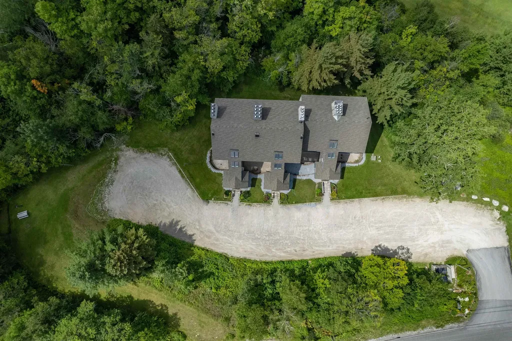 907 East Mountain Road Killington VT 05751