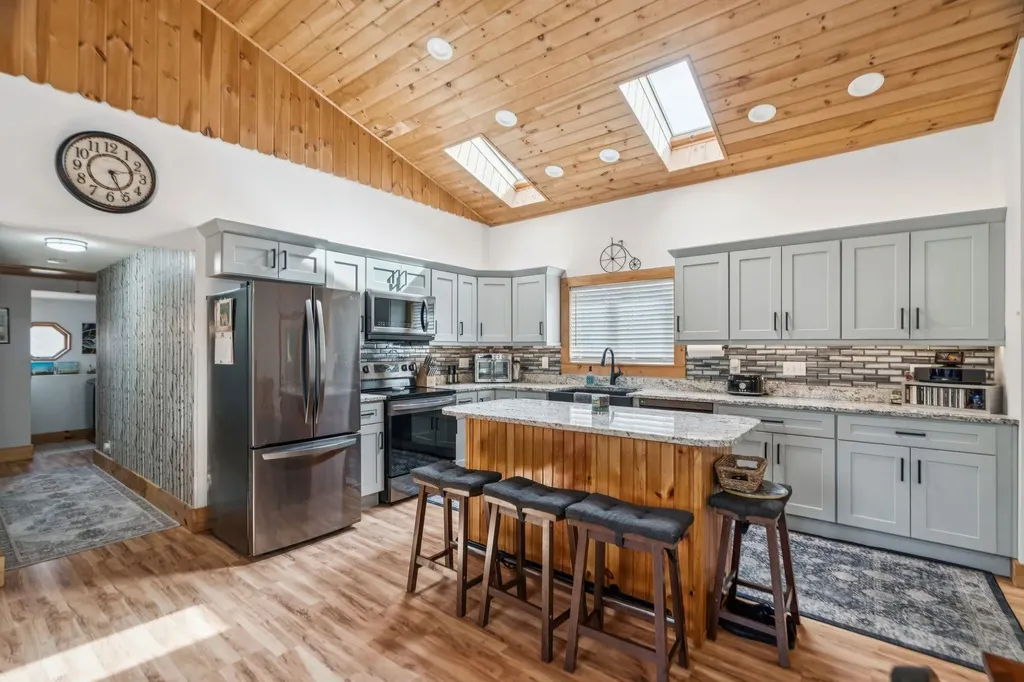 13 Maple Street Springfield VT 05150