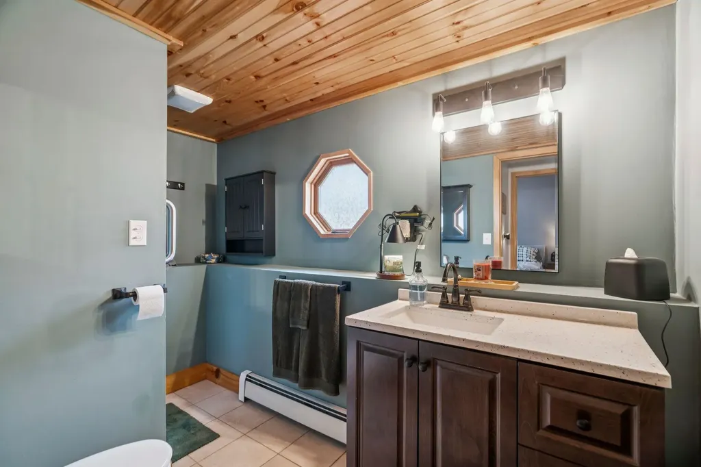 13 Maple Street Springfield VT 05150