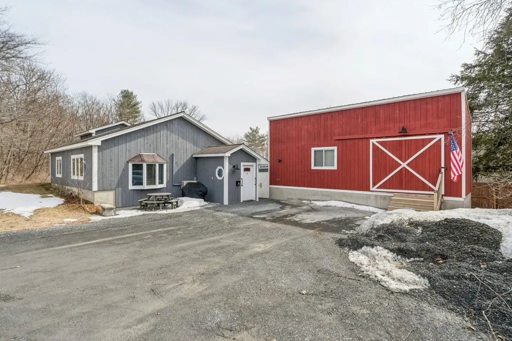 13 Maple Street Springfield VT 05150