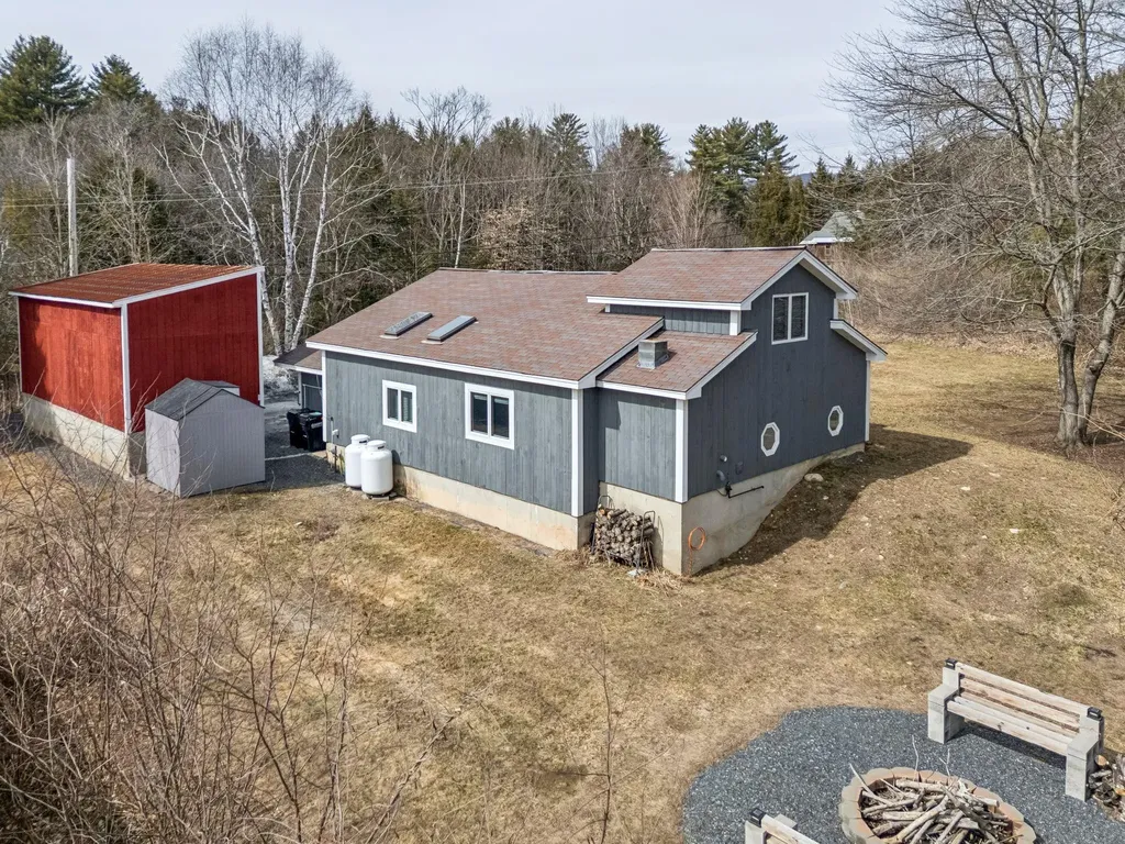 13 Maple Street Springfield VT 05150