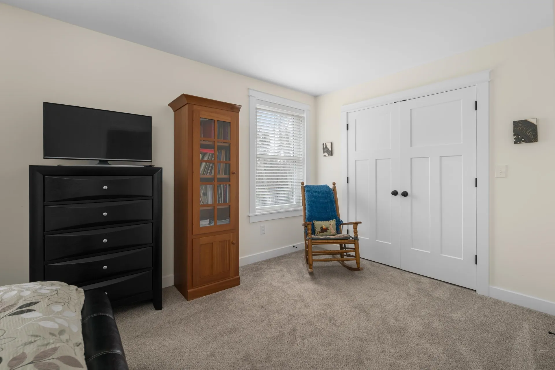13 Clover Lane Londonderry NH 03053